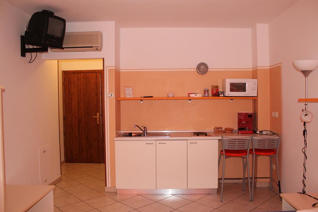 קסטלווטרו די מודנה Agriturismo Le Casette חדר תמונה